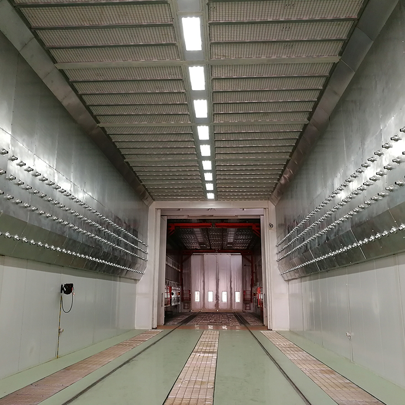 大型車両用スプレーブース